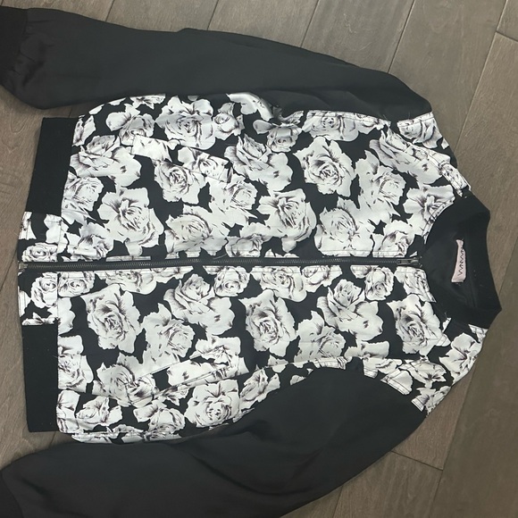 Jacket - Picture 2 of 2